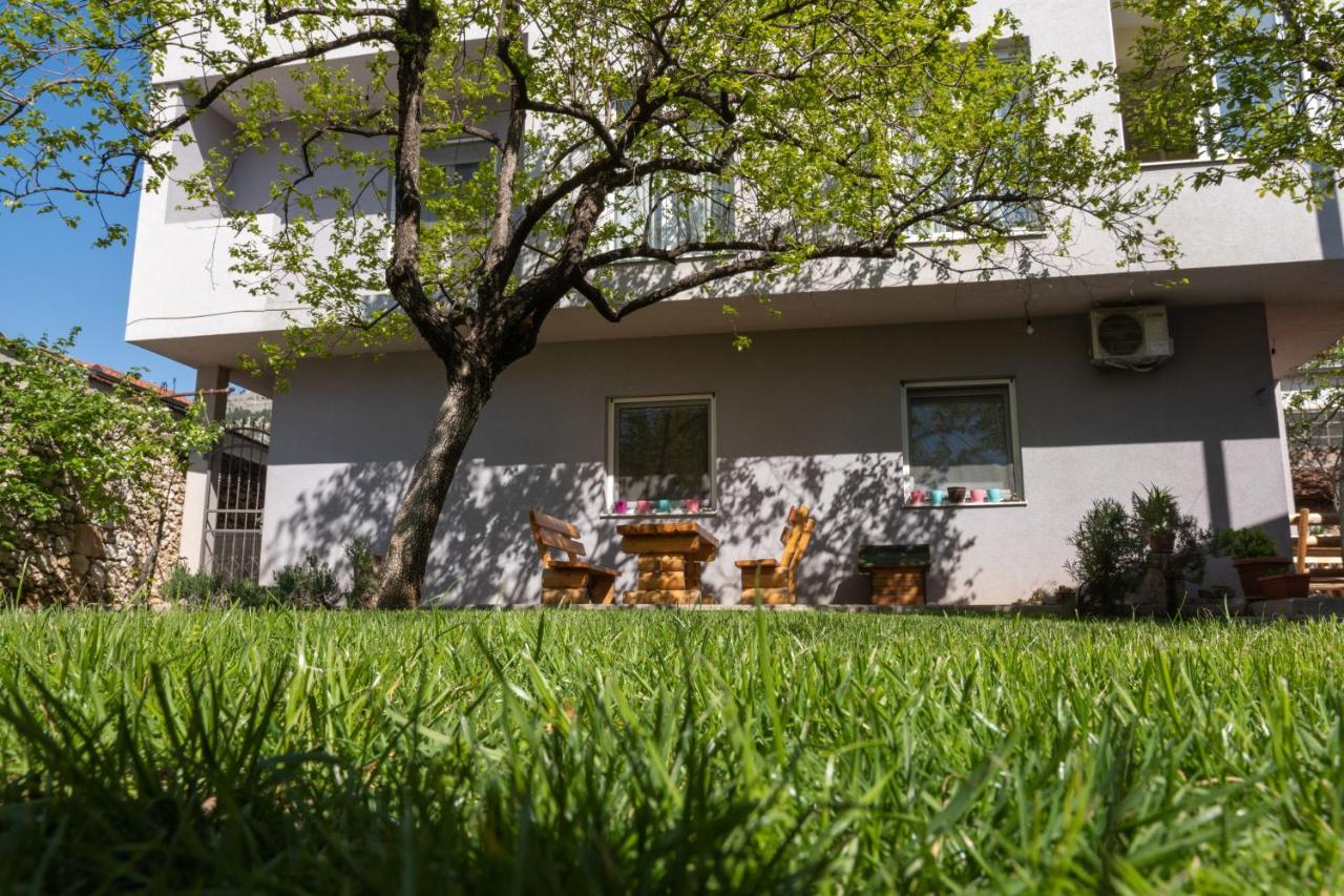 Apartments Uno Mostar Buitenkant foto