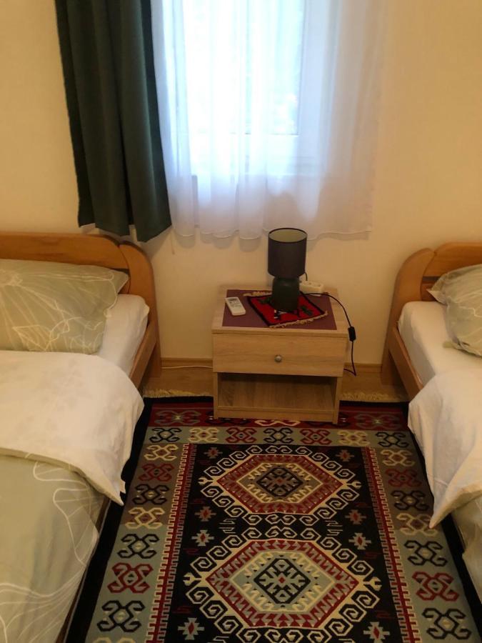 Apartments Uno Mostar Buitenkant foto
